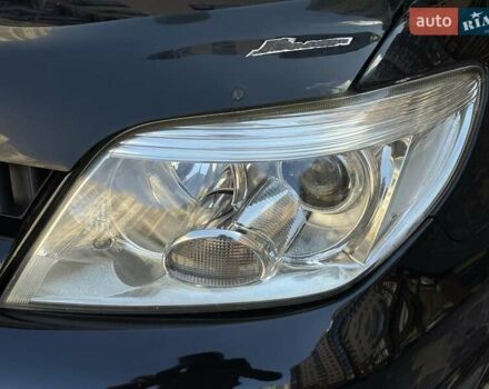 Черный Мицубиси Аутлендер, объемом двигателя 2 л и пробегом 270 тыс. км за 7199 $, фото 2 на Automoto.ua