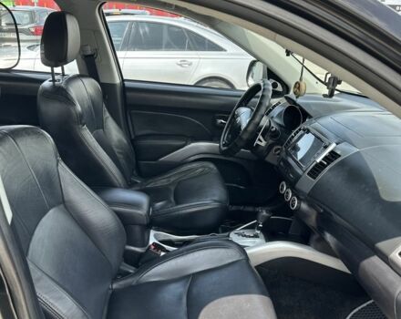 Чорний Міцубісі Аутлендер, об'ємом двигуна 2.4 л та пробігом 137 тис. км за 8700 $, фото 10 на Automoto.ua