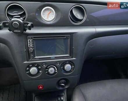 Черный Мицубиси Аутлендер, объемом двигателя 2 л и пробегом 306 тыс. км за 6500 $, фото 7 на Automoto.ua