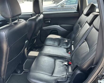 Чорний Міцубісі Аутлендер, об'ємом двигуна 2.4 л та пробігом 137 тис. км за 8999 $, фото 11 на Automoto.ua