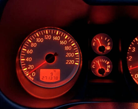 Чорний Міцубісі Аутлендер, об'ємом двигуна 2 л та пробігом 271 тис. км за 6799 $, фото 14 на Automoto.ua