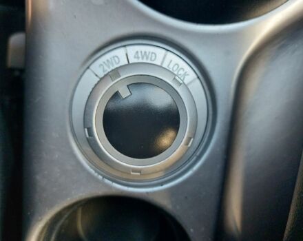 Черный Мицубиси Аутлендер, объемом двигателя 2 л и пробегом 249 тыс. км за 8750 $, фото 8 на Automoto.ua