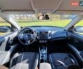 Міцубісі Аутлендер 2009 у Житомирі на Automoto.ua Чорний Міцубісі Аутлендер, об'ємом двигуна 2 л та пробігом 251 тис. км за 8400 $, фото 4 на Automoto.ua