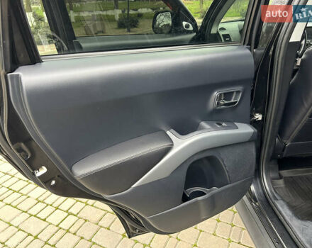 Черный Мицубиси Аутлендер, объемом двигателя 3 л и пробегом 77 тыс. км за 11800 $, фото 13 на Automoto.ua