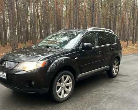 Черный Мицубиси Аутлендер, объемом двигателя 2 л и пробегом 280 тыс. км за 4500 $, фото 6 на Automoto.ua