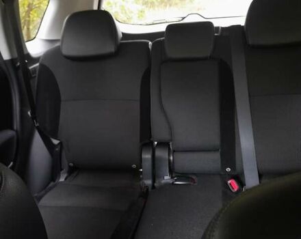 Чорний Міцубісі Аутлендер, об'ємом двигуна 2 л та пробігом 220 тис. км за 10700 $, фото 8 на Automoto.ua