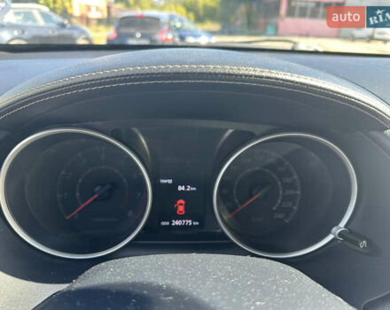 Черный Мицубиси Аутлендер, объемом двигателя 2 л и пробегом 240 тыс. км за 10999 $, фото 34 на Automoto.ua