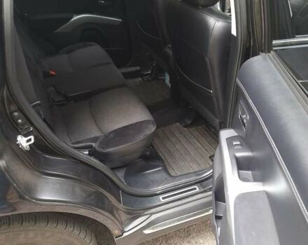 Чорний Міцубісі Аутлендер, об'ємом двигуна 2 л та пробігом 220 тис. км за 10700 $, фото 6 на Automoto.ua