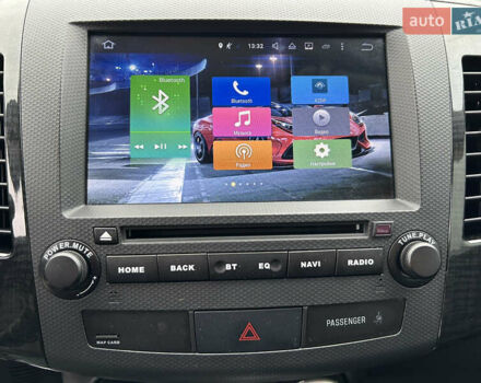 Черный Мицубиси Аутлендер, объемом двигателя 3 л и пробегом 77 тыс. км за 11800 $, фото 29 на Automoto.ua