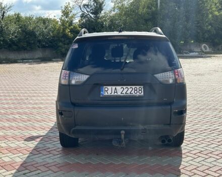 Чорний Міцубісі Аутлендер, об'ємом двигуна 2 л та пробігом 300 тис. км за 2700 $, фото 3 на Automoto.ua