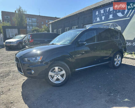 Черный Мицубиси Аутлендер, объемом двигателя 2 л и пробегом 240 тыс. км за 10999 $, фото 5 на Automoto.ua