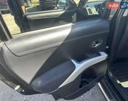 Черный Мицубиси Аутлендер, объемом двигателя 2 л и пробегом 240 тыс. км за 10999 $, фото 23 на Automoto.ua