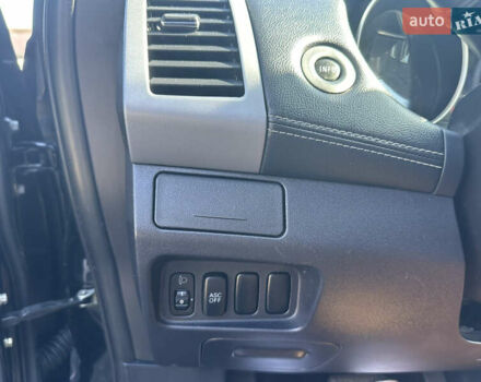 Черный Мицубиси Аутлендер, объемом двигателя 2 л и пробегом 240 тыс. км за 10999 $, фото 38 на Automoto.ua