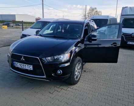 Чорний Міцубісі Аутлендер, об'ємом двигуна 2 л та пробігом 310 тис. км за 9800 $, фото 5 на Automoto.ua