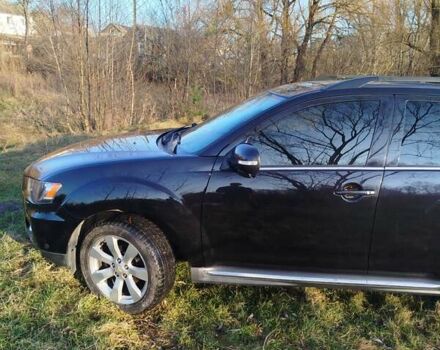 Черный Мицубиси Аутлендер, объемом двигателя 2 л и пробегом 261 тыс. км за 9700 $, фото 8 на Automoto.ua