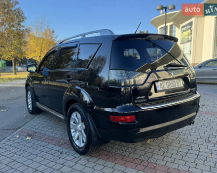 Черный Мицубиси Аутлендер, объемом двигателя 3 л и пробегом 162 тыс. км за 10800 $, фото 7 на Automoto.ua