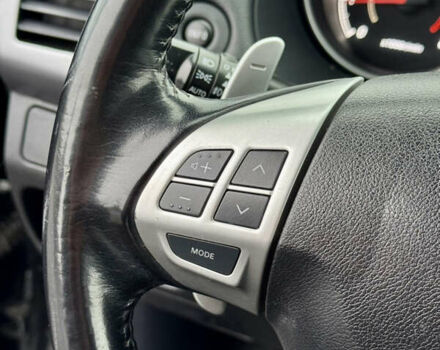 Чорний Міцубісі Аутлендер, об'ємом двигуна 2 л та пробігом 228 тис. км за 10550 $, фото 18 на Automoto.ua