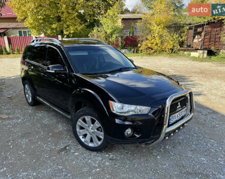 Чорний Міцубісі Аутлендер, об'ємом двигуна 2 л та пробігом 258 тис. км за 8699 $, фото 3 на Automoto.ua