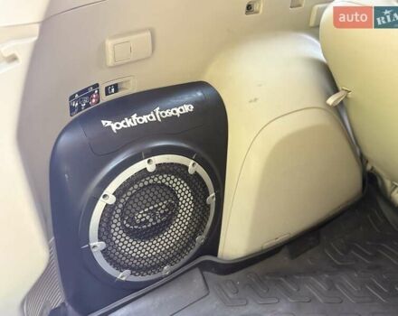 Черный Мицубиси Аутлендер, объемом двигателя 2.4 л и пробегом 275 тыс. км за 12000 $, фото 10 на Automoto.ua