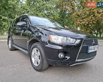 Мицубиси Аутлендер 2010 в Чернигове на Automoto.ua Черный Мицубиси Аутлендер, объемом двигателя 2.4 л и пробегом 180 тыс. км за 11500 $, фото 2 на Automoto.ua