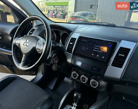 Черный Мицубиси Аутлендер, объемом двигателя 2.2 л и пробегом 263 тыс. км за 11300 $, фото 19 на Automoto.ua