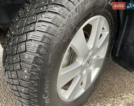 Черный Мицубиси Аутлендер, объемом двигателя 2.2 л и пробегом 227 тыс. км за 10700 $, фото 21 на Automoto.ua