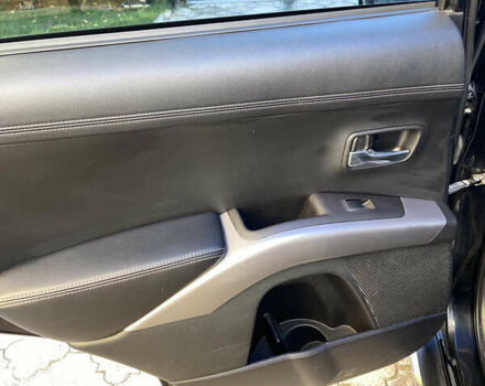 Черный Мицубиси Аутлендер, объемом двигателя 1.97 л и пробегом 292 тыс. км за 10900 $, фото 29 на Automoto.ua