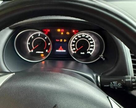 Чорний Міцубісі Аутлендер, об'ємом двигуна 2 л та пробігом 210 тис. км за 10700 $, фото 7 на Automoto.ua