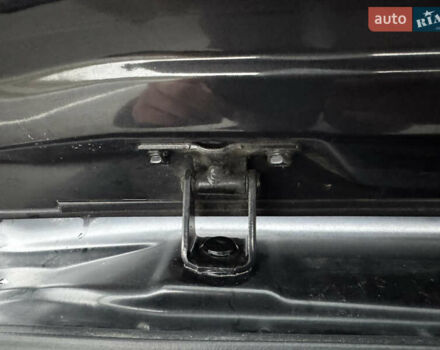 Чорний Міцубісі Аутлендер, об'ємом двигуна 2 л та пробігом 228 тис. км за 10550 $, фото 39 на Automoto.ua