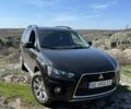 Чорний Міцубісі Аутлендер, об'ємом двигуна 2.4 л та пробігом 187 тис. км за 10200 $, фото 3 на Automoto.ua