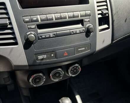 Чорний Міцубісі Аутлендер, об'ємом двигуна 2.2 л та пробігом 214 тис. км за 10600 $, фото 17 на Automoto.ua