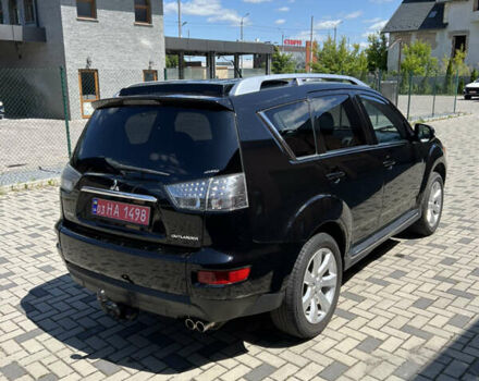Чорний Міцубісі Аутлендер, об'ємом двигуна 2.2 л та пробігом 214 тис. км за 10600 $, фото 6 на Automoto.ua