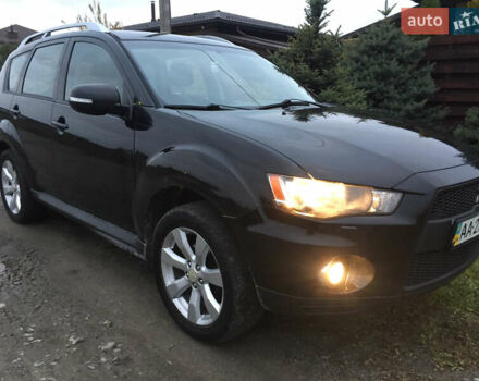 Черный Мицубиси Аутлендер, объемом двигателя 2.36 л и пробегом 315 тыс. км за 9700 $, фото 22 на Automoto.ua