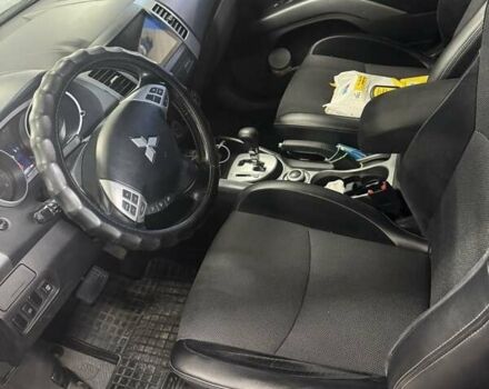 Чорний Міцубісі Аутлендер, об'ємом двигуна 2.4 л та пробігом 187 тис. км за 10200 $, фото 8 на Automoto.ua