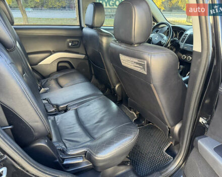 Черный Мицубиси Аутлендер, объемом двигателя 3 л и пробегом 162 тыс. км за 10800 $, фото 15 на Automoto.ua