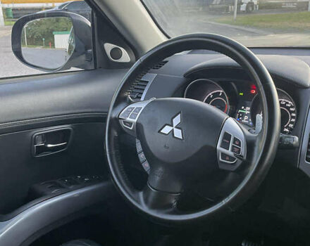 Черный Мицубиси Аутлендер, объемом двигателя 0 л и пробегом 257 тыс. км за 10399 $, фото 27 на Automoto.ua