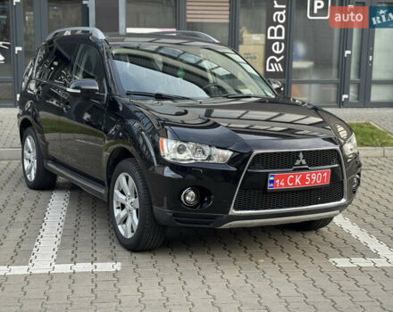 Черный Мицубиси Аутлендер, объемом двигателя 2.2 л и пробегом 225 тыс. км за 10950 $, фото 5 на Automoto.ua