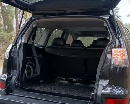 Черный Мицубиси Аутлендер, объемом двигателя 2.2 л и пробегом 267 тыс. км за 9999 $, фото 16 на Automoto.ua