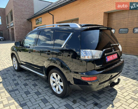 Чорний Міцубісі Аутлендер, об'ємом двигуна 2.2 л та пробігом 214 тис. км за 10600 $, фото 8 на Automoto.ua