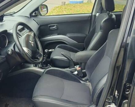 Чорний Міцубісі Аутлендер, об'ємом двигуна 2.2 л та пробігом 219 тис. км за 11500 $, фото 2 на Automoto.ua