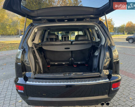 Черный Мицубиси Аутлендер, объемом двигателя 3 л и пробегом 162 тыс. км за 10800 $, фото 17 на Automoto.ua