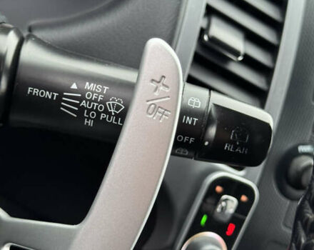 Чорний Міцубісі Аутлендер, об'ємом двигуна 2 л та пробігом 228 тис. км за 10550 $, фото 21 на Automoto.ua