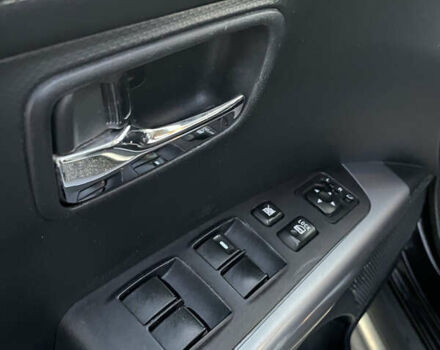 Черный Мицубиси Аутлендер, объемом двигателя 0 л и пробегом 257 тыс. км за 10399 $, фото 42 на Automoto.ua