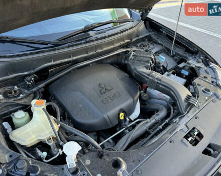 Черный Мицубиси Аутлендер, объемом двигателя 2.2 л и пробегом 263 тыс. км за 11300 $, фото 23 на Automoto.ua