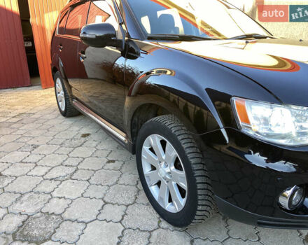 Черный Мицубиси Аутлендер, объемом двигателя 1.97 л и пробегом 292 тыс. км за 10900 $, фото 10 на Automoto.ua