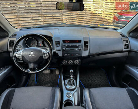 Черный Мицубиси Аутлендер, объемом двигателя 2.2 л и пробегом 226 тыс. км за 11500 $, фото 83 на Automoto.ua