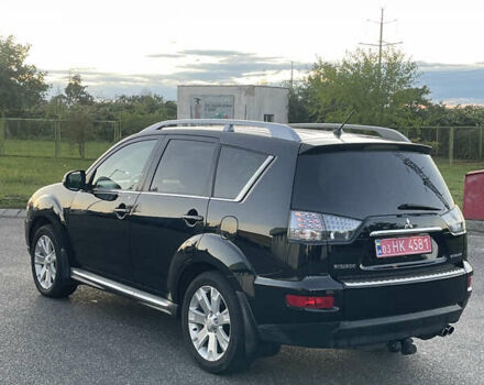 Черный Мицубиси Аутлендер, объемом двигателя 0 л и пробегом 257 тыс. км за 10399 $, фото 3 на Automoto.ua