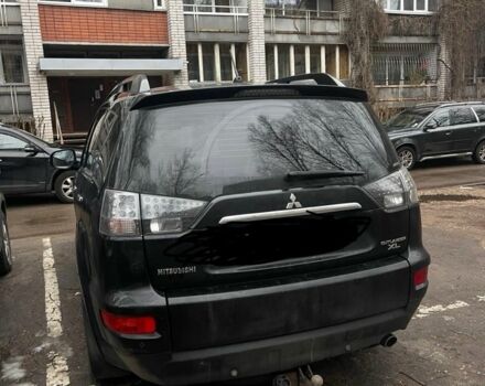 Чорний Міцубісі Аутлендер, об'ємом двигуна 0 л та пробігом 240 тис. км за 9800 $, фото 2 на Automoto.ua