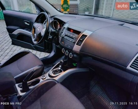 Черный Мицубиси Аутлендер, объемом двигателя 2.2 л и пробегом 225 тыс. км за 11500 $, фото 12 на Automoto.ua