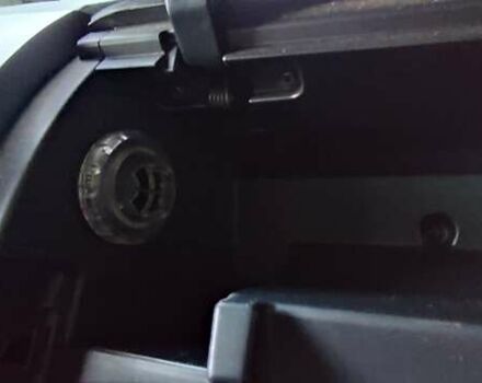 Черный Мицубиси Аутлендер, объемом двигателя 2 л и пробегом 210 тыс. км за 10600 $, фото 27 на Automoto.ua